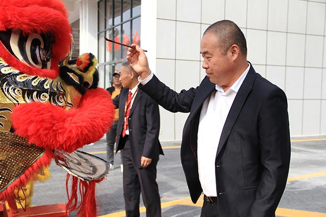 醒獅點睛-640web.jpg